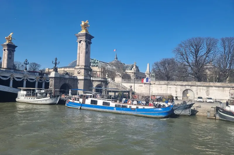 Bateaux-Mouches 70-minütige Seine-Rundfahrt